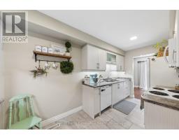 23 - 2 BERNICK DRIVE - 8