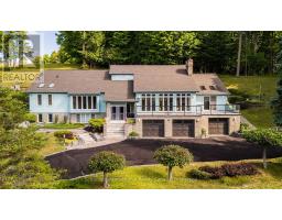 12 MATSON DRIVE - 41