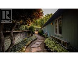 12 MATSON DRIVE - 5