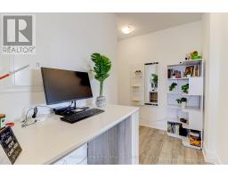 534 - 3100 KEELE STREET - 17