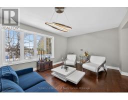 110 PALMER CIRCLE - 16