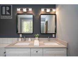 31 ALDER STREET - 27