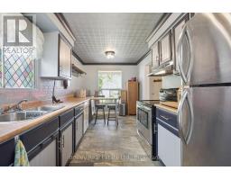 84 CASSANDER CRESCENT - 14