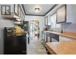 84 CASSANDER CRESCENT - 16