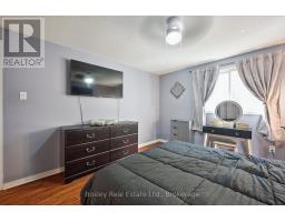 84 CASSANDER CRESCENT - 23
