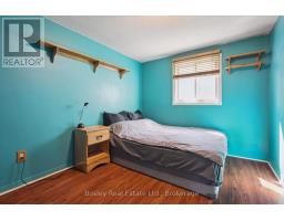 84 CASSANDER CRESCENT - 25