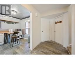 84 CASSANDER CRESCENT - 6