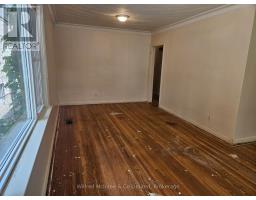 69 HALIBURTON AVENUE - 6