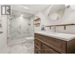 2113 COURTLAND DRIVE - 32