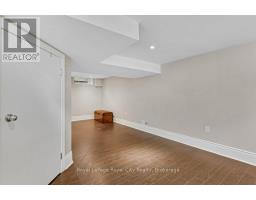 9 WILBUR STREET N - 39