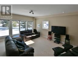 47 MEADOWBROOK LANE - 18