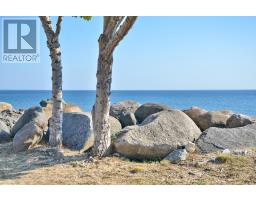 47 MEADOWBROOK LANE - 33