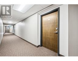 204 - 25 KAY CRESCENT - 7