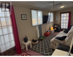 23 BLUEJAY COURT - 6