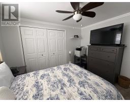 15 HURON LANE - 26