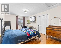 335 3RD AVENUE W - 36