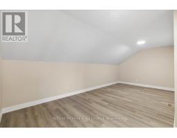 227 SAUGEEN STREET - 28