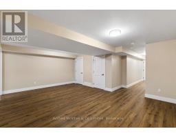 227 SAUGEEN STREET - 36