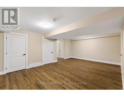 227 SAUGEEN STREET - 37