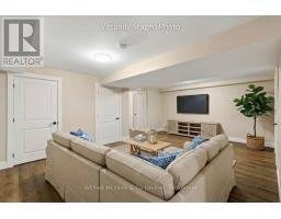 227 SAUGEEN STREET - 38