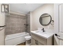 227 SAUGEEN STREET - 39