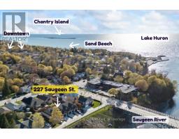227 SAUGEEN STREET - 7