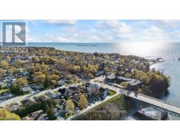 227 SAUGEEN STREET - 8