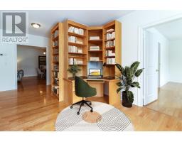 308 - 25 BEAVER STREET S - 21