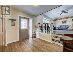 77 2ND STREET CRESCENT - 4