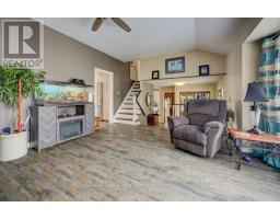 77 2ND STREET CRESCENT - 8