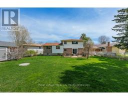 21 GLENDA COURT - 5
