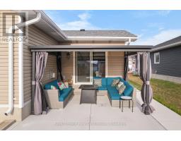 140 LAKE BREEZE DRIVE - 34