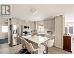 140 LAKE BREEZE DRIVE - 9