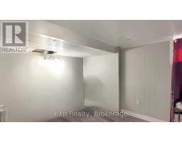 408 MCNAB STREET - 24