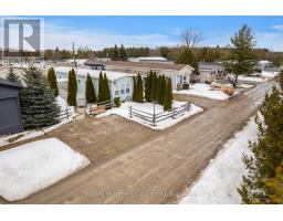 70 APPLEWOOD BOULEVARD - 37
