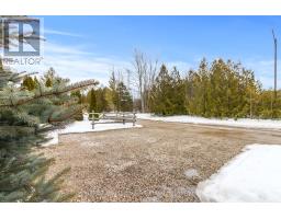 70 APPLEWOOD BOULEVARD - 38