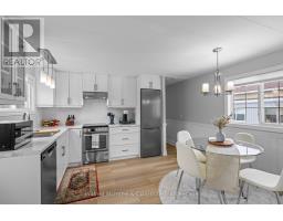70 APPLEWOOD BOULEVARD - 4