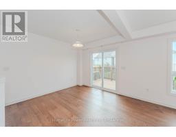 4 DARLING CRESCENT - 15