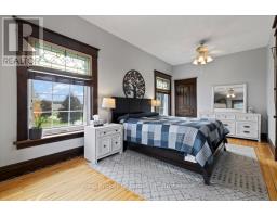 241787 16 CONCESSION - 16