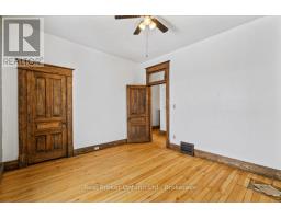 241787 16 CONCESSION - 18