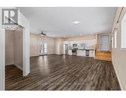 241787 16 CONCESSION - 23