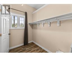 241787 16 CONCESSION - 25