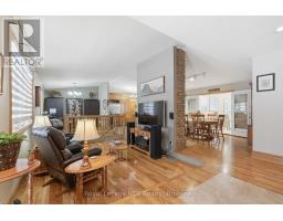 3 WOODLAND COURT - 11