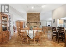 3 WOODLAND COURT - 21