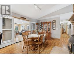 3 WOODLAND COURT - 22