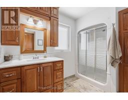 3 WOODLAND COURT - 30