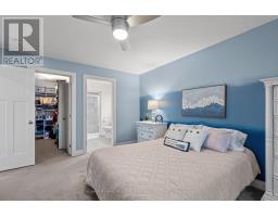 44 HURON HEIGHTS DRIVE - 25