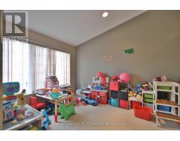 444 GRANDVIEW ROAD - 11