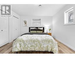 25 LEE CRESCENT - 24