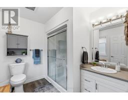 197 LAKE BREEZE DRIVE - 20
